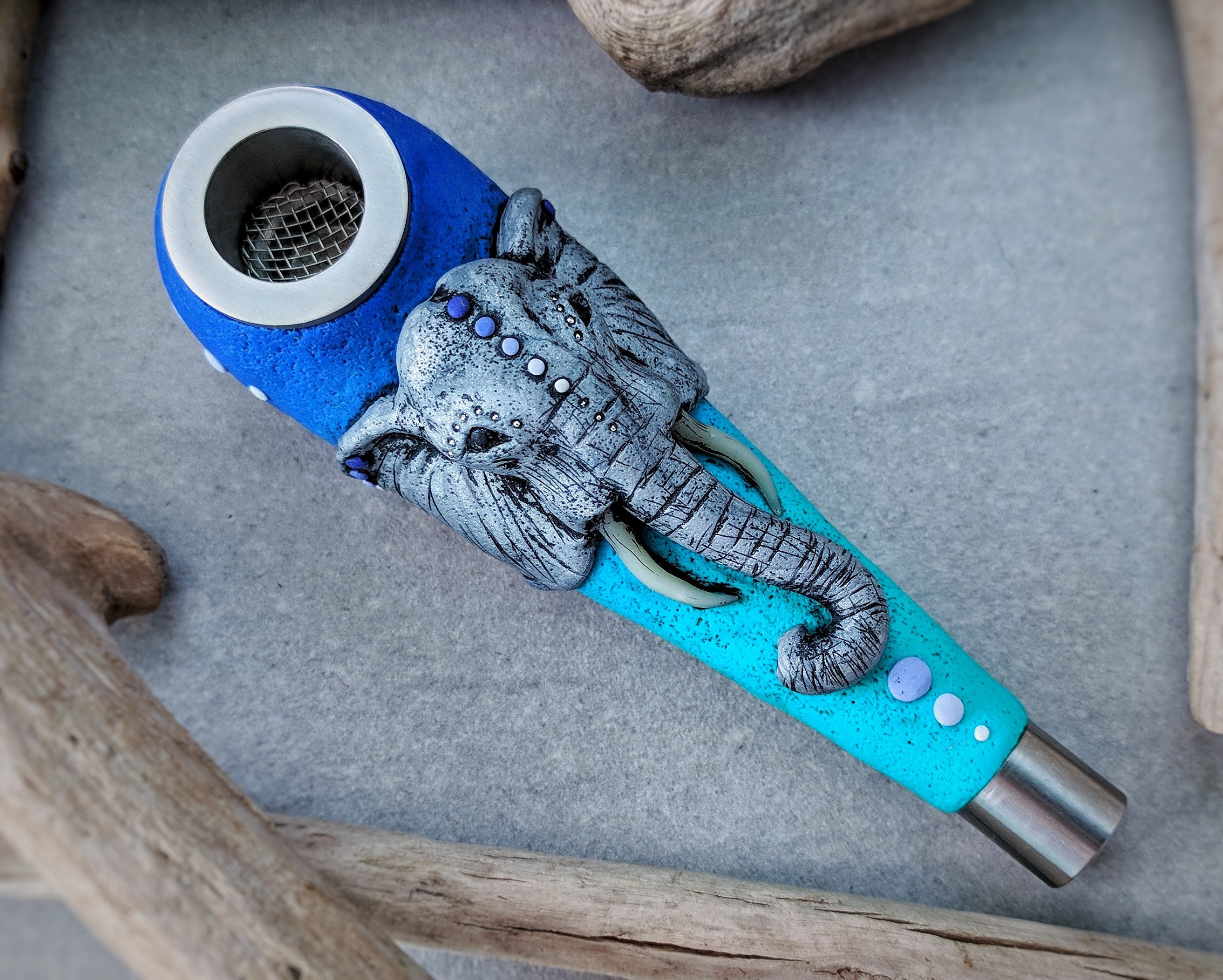 Gadzyl Elephant Smoking pipe (DHL express shipping included)