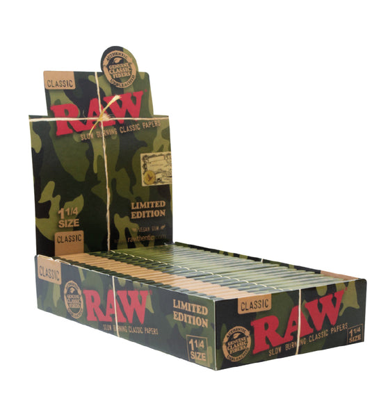 RAW Classic Camo Rolling Papers