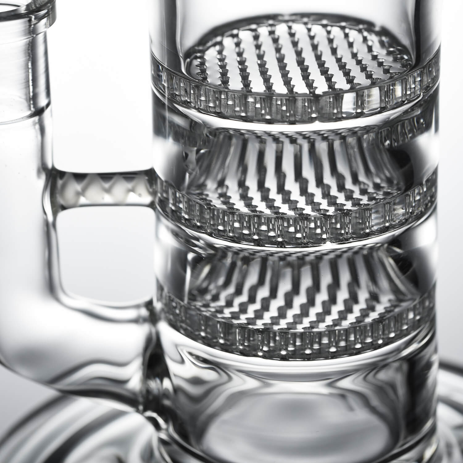 Vitae Glass Tri-combs Base